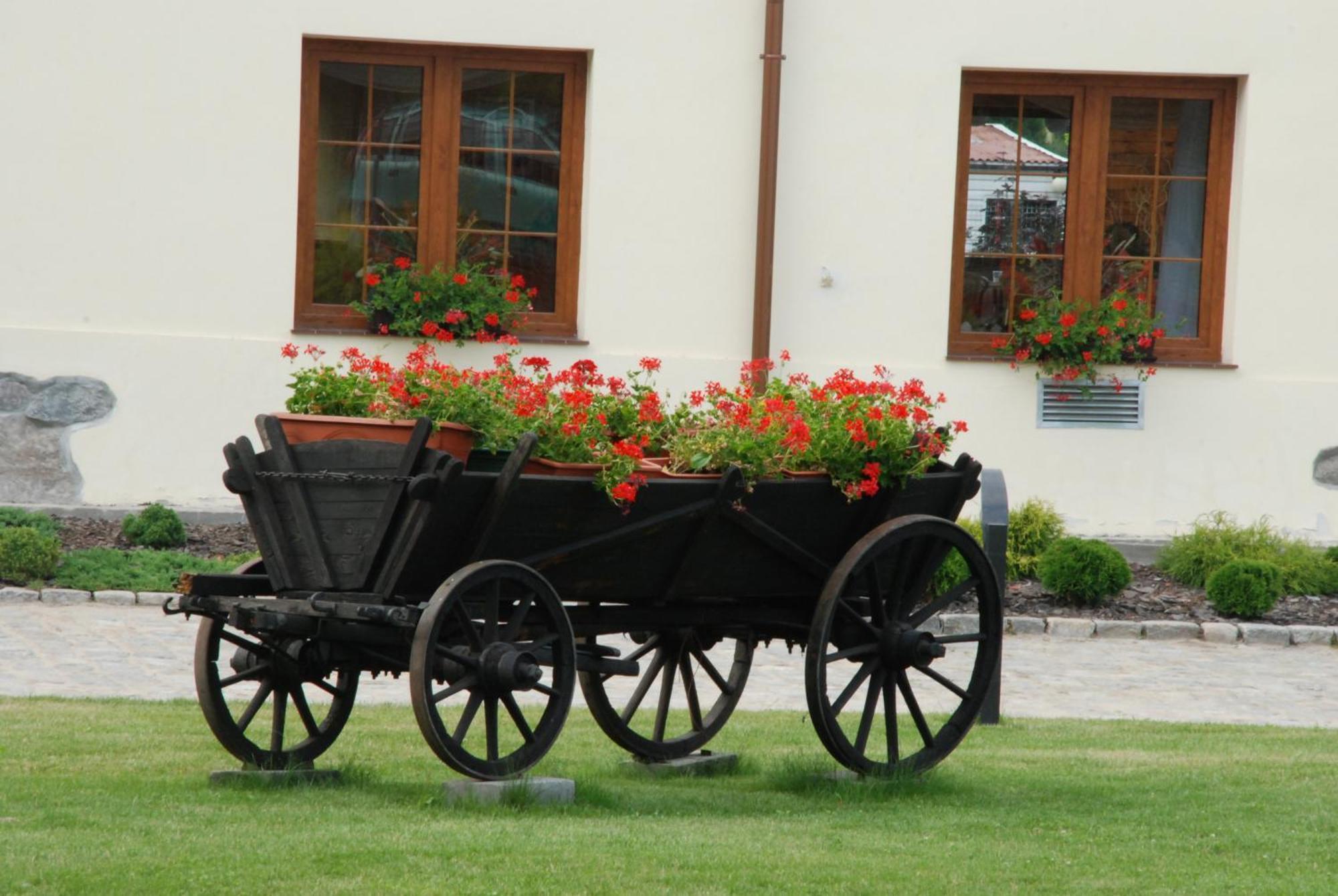 Hotel Karczyce Eksteriør billede